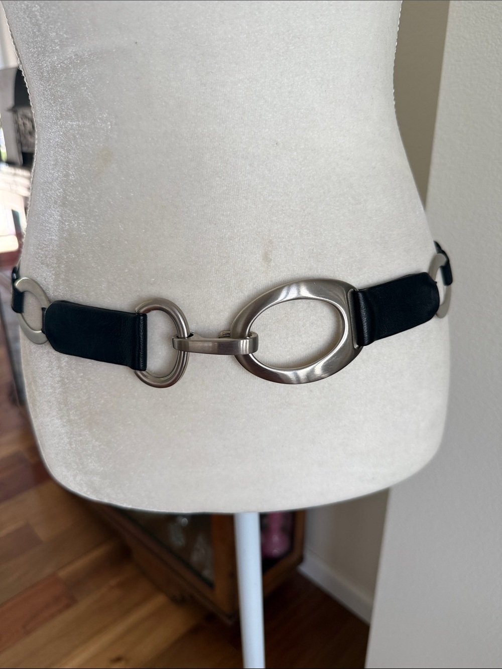 Sandy Duftler leather/elastic fabric belt